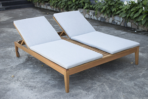 Silla de Jardín Plegable de Madera Clásica y Moderna con Tela a Rayas Azules y Blancas |   Hotel Villa de Diseño Ecológico y Duradero - Product Image 4