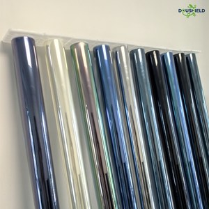 Pellicola Privacy Architettonica Unidirezionale 5% VLT Argento Scuro a Specchio 85% TSER, Protezione dal Calore e dai Raggi UV, Anti-Spia per Negozi - Product Image 1