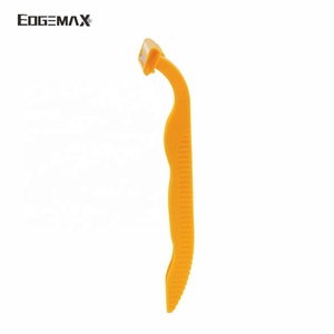 Rasoi Usa e Getta Basic a Lama Singola e Doppia, Lame in Acciaio Inossidabile e Manico in Plastica, Marca EdgeMax - Product Image 5