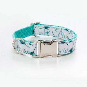 ชุดปลอกคอและสายจูงสุนัขลายดอกไม้สดดีไซน์เรียบง่ายหัวเข็มขัดโลหะปรับได้ออกแบบโลโก้ได้ตามต้องการ - Product Image 5