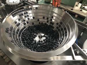 Machine de production de liquide et de capsulage de bloc linéaire de scellage de bouteille en plastique - Product Image 6