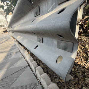 רכבת כביש מכירה חם עבור אזור מגורים כביש בטיחות קרן רכבת - Product Image 3