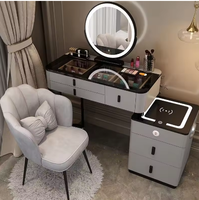 Ensemble coiffeuse 1688 avec miroir LED, chargement sans fil, accents or blanc, meuble de chambre et de salon en bois massif