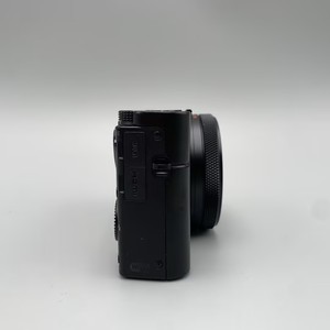 Cámara Digital <span class=keywords><strong>Sony</strong></span> <span class=keywords><strong>RX100</strong></span> VI Usada, Casi Nueva, Zoom Óptico de 24-200 mm, 20 MP, Video 4K HDR, Pantalla Táctil, AF de 25 Puntos, ISO, 1 Año de Garantía - Product Image 5