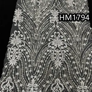 ホットセール刺繍シャイニーレース生地スパンコールメッシュ刺繍チュールホワイト結婚式刺繍生地女性用ドレスガーメント