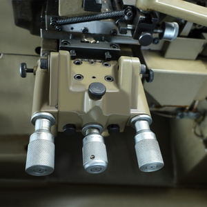 Torno Automático CNC de Alta Precisión Tipo Suizo para Mecanizado de Piezas Pequeñas, Capacidad de 20 mm/32 mm, Máquina CNC de Torneado Automático - Product Image 5