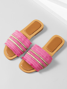 รองเท้าแตะผู้หญิงแบบปักลายแฟชั่น ดีไซน์หรูหรา สวมใส่สบาย เหมาะสำหรับใส่ไปชายหาดและกิจกรรมกลางแจ้ง - Product Image 5