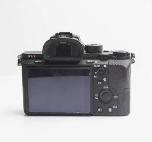 Appareil photo A7R2 d'occasion — 42,4 MP plein format + stabilisation d'image 5 axes, excellent état, entièrement fonctionnel, le roi de la haute résolution ! - Product Image 2