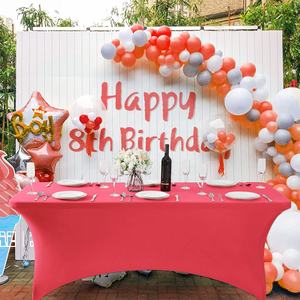 Vente en gros <span class=keywords><strong>pas</strong></span> <span class=keywords><strong>cher</strong></span> 6FT Nappes rectangulaires ajustées en spandex Couverture de <span class=keywords><strong>table</strong></span> pour mariage Fête Banquet Décoration Nappe Polyester - Product Image 5