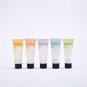 Ensemble d'articles de toilette pour hôtel NISGUR en marque propre, 30 ml, shampoing, gel douche, lotion pour le corps jetables, logo personnalisé, couleur et parfum pour hôtel - Product Image 2