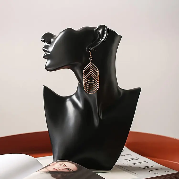 Buste de présentation de bijoux en résine personnalisé pour collier noir blanc boucles d'oreilles pendentifs bijoux présentoir accessoires