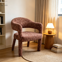 Fauteuil de salon nordique en velours vert, élégant et luxueux, pour le salon