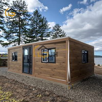Maison conteneur modulaire préfabriquée en acier de 20 pieds à double aile, extensible, verte, étanche, design moderne, pour 2 à 5 hôtels en extérieur