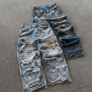 بنطلون جينز رجالي مستقيم بتصميم عتيق مخصص عالي الجودة مع غسيل حجري وتمزقات بأسلوب الشارع العصري - Product Image 1