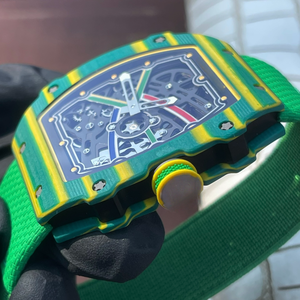 <span class=keywords><strong>Orologio</strong></span> da Polso Sportivo di Lusso per <span class=keywords><strong>Uomo</strong></span>, <span class=keywords><strong>Verde</strong></span>, al Quarzo, in Fibra di Carbonio, Ultra Sottile 7,8mm, Movimento Automatico Scheletrato, Cinturino Elastico RM 67-02 - Product Image 3