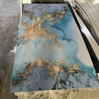 Panneau mural 3D avec revêtement UV de 2 mm et 3 mm, installation facile, panneaux muraux miroir, panneaux muraux composites, panneaux PVC pour salle de bain, hôtel