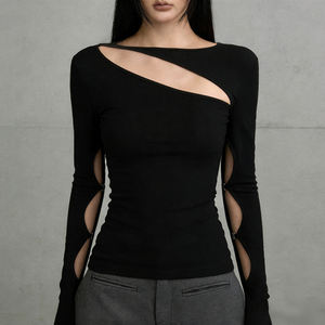 Camiseta de manga larga negra de punto de estilo Ins, con corte desestructurado y aberturas, cuello redondo, ajuste ceñido, color liso, para mujer - Product Image 1