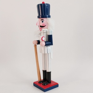 Décoration de Noël sur le thème du sport : Soldat en bois, figurine de joueur de baseball, <span class=keywords><strong>casse</strong></span>-<span class=keywords><strong>noisette</strong></span> avec batte, balle et <span class=keywords><strong>livre</strong></span> - Product Image 2