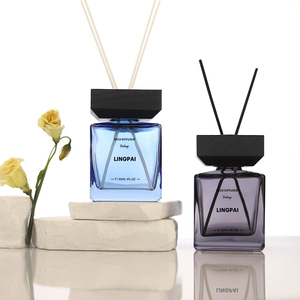 कस्टम लक्जरी 100 मिलीलीटर 150 मिलीलीटर 200 आवश्यक तेल अरोमाथेरेपी सुगंध डिफ्यूज़र बोतल खाली एम्बर ग्लास रीड इत्र डिफ्यूज़र बोतल - Product Image 3