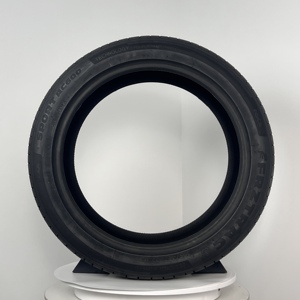 Pneu LEOPARD INTERNATION FRZTRAC SPORT <span class=keywords><strong>RC600</strong></span> RIDAIL de haute qualité UHP à prix avantageux 235/45R18 - Product Image 1