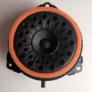 Kit d'enceintes 3 voies spécifiques Toyota, haut-parleurs de <span class=keywords><strong>tweeter</strong></span>/médium/basse fréquence pour l'amélioration audio de voiture, pour portes avant et arrière - Product Image 2
