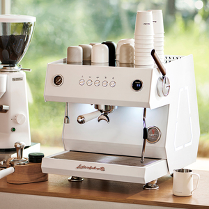 CRM3111 เครื่องชงกาแฟแบบกดสแตนเลสเยอรมัน ผู้ผลิตเครื่องชงกาแฟมืออาชีพ - Product Image 2