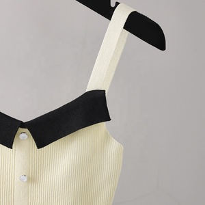 <span class=keywords><strong>Top</strong></span> Corto Sexy de <span class=keywords><strong>Punto</strong></span> Acanalado con Botones para Mujer, Venta al Por Mayor - Product Image 4
