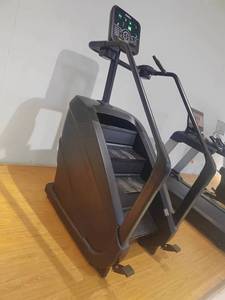 Máquina de <span class=keywords><strong>escalera</strong></span> eléctrica Unisex de alta calidad, <span class=keywords><strong>escalera</strong></span> de gimnasio comercial, equipo de Fitness, escalador de <span class=keywords><strong>escalera</strong></span> eléctrico - Product Image 4
