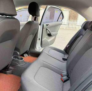 Volkwagenn <span class=keywords><strong>Santana</strong></span> 1.5L Boîte de vitesses manuelle Voiture d'<span class=keywords><strong>occasion</strong></span> Véhicule à essence à vendre 2021 Année Gris Blanc Pas cher - Product Image 5