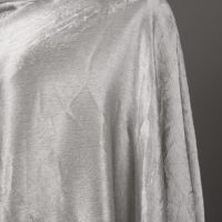 Tissu satiné en mousseline antistatique léger 8822 personnalisable pour la confection de thobes et jilbabs
