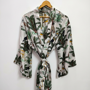 Robe longue kimono en soie Bridel, patchwork, pour couvrir le bikini, vêtement de nuit, kimono en sari indien vintage recyclé fait main - Product Image 1