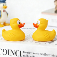 Offre Spéciale 2026 : Canard Géant Personnalisé en Caoutchouc avec Logo et Forme – Jouet de Bain Flottant Sonore pour Enfants – Cadeau Promotionnel en Gros