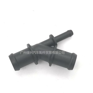 Brida de Tubería de Agua de Refrigeración Volkswagen 1J0121087D para Reparación o Reemplazo - Product Image 1