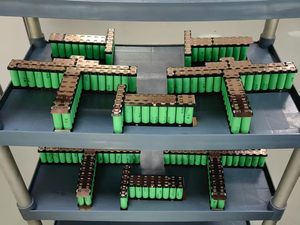 Pack de batteries Li-ion personnalisé 3.7V 7.4V 10.8V 11.1V 12V 14.8V 24V 18650 21700 Li-ion rechargeable, pack de batteries au lithium 18650 - Product Image 3