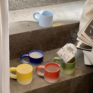 モダンデザインカップルセラミックコーヒーカップミニ22オンスウォーターカップ家庭用飲用カラフルかわいい14オンスリップスティックケースパーティー用 - Product Image 2