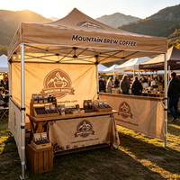 Tente de stand portable rose et noire avec logo personnalisé, ensemble complet de 3x3m, comprenant une bâche imprimée, des drapeaux plume et des poids de sacs de sable