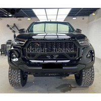 Kit Carrosserie SR5 Insight Tuning Facelift avec Clips de Pare-chocs Avant Nouveaux pour Hilux GR Sport 2016-2019, Ouvertures pour Capteurs d'Aide au Stationnement, Garantie 1 An