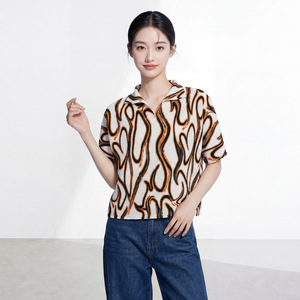 PY Korean Style Casual Geometric Loose Pleated T-shirt Women Fashion Print Stand Collar Short Sleeve Blouse 100% Polyester Bulk - Product Image 1