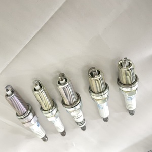 Bougies d'allumage NGK à filetage renforcé, conception anti-déchirure, pièces d'allumage automobile, installation sécurisée, sans desserrage - Product Image 5