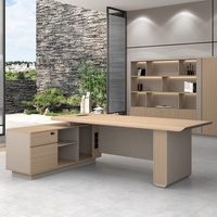Bureau de direction VIP en PVC stratifié, design incurvé et irrégulier, vente en gros depuis Guangzhou