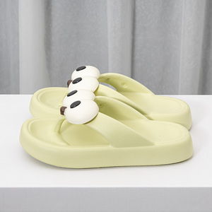 Mới vui vẻ Phụ Nữ Đôi Mắt lớn Trang trí <span class=keywords><strong>Flip</strong></span> Flops Dép Mùa Hè mềm thoải mái nền tảng Bãi Biển Non-Slip nhà phòng tắm người đàn ông dễ thương Giày - Product Image 2