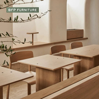 Ensemble de tables de style moderne BFP pour projet de restaurant Meubles de zone commerciale Table et chaise de meubles de restaurant au design haut de gamme