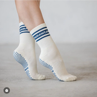 Chaussettes Pilates Grip personnalisées OEM pour femmes Logo personnalisé Chaussettes antidérapantes Yoga Pilates pour l'entraînement