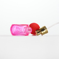 Atomiseur de parfum en verre rond plat rose de 50 ml avec bulbe rouge, flacon de parfum rechargeable