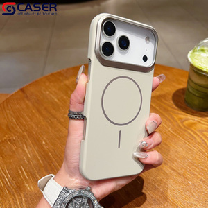 Ốp lưng điện thoại <span class=keywords><strong>iPhone</strong></span> 17 Air siêu mỏng, chất liệu kim loại mờ, cảm giác như da, khung cứng, nam châm, mẫu mới, màu vàng gold.  Dùng được cho <span class=keywords><strong>iPhone</strong></span> 17, 16, 15. - Product Image 3