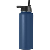 Bouteille d'eau isolée réutilisable à double paroi personnalisée de 32oz en acier inoxydable à large ouverture