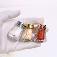 Bouteilles en verre transparentes miniatures carrées et rondes en gros, contenants en verre portables avec couvercle en aluminium pour le rangement en cuisine