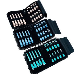 Clips de Acero Inoxidable Nomex International Multi Tamaño Pro para Extensiones de Cabello, Pequeños, Grandes, Estuche Personalizado, Sostenible - Product Image 1