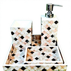 Accesorios de encimera de baño con incrustaciones de concha premium - Product Image 1