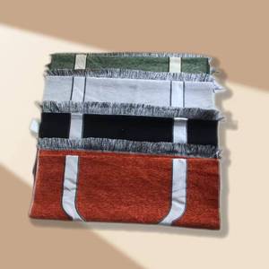 Alfombra de Oración Musulmana Sejadah, Alfombra de Adoración Simple de Color Sólido, 6 Colores Disponibles, Ligeramente Gruesa, para Uso Doméstico, Lavable, Transfronteriza - Product Image 3